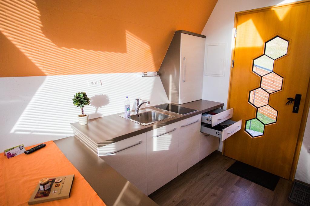 Apartments Beeland Skok موزيريي المظهر الخارجي الصورة